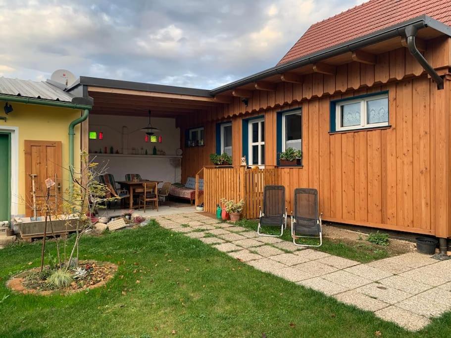 Ferienhaus Mit Garten In Thermennaehe Strebersdorf Exteriér fotografie